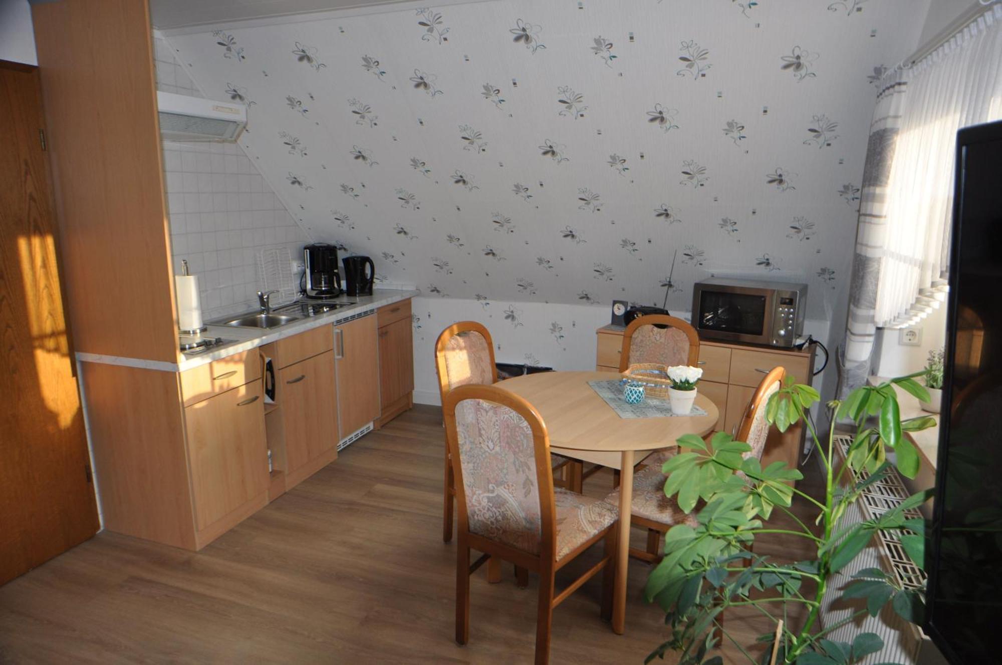 Ferienwohnung Brentano_ 65230 Moormerland Exteriör bild